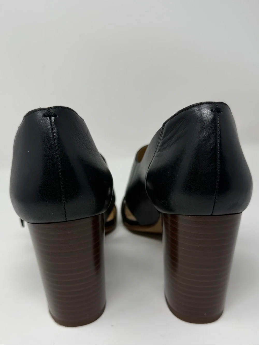 Franco Sarto Black Leather Open-Toe Block Heel Sandals with Gold Buckle Sz. 8.5